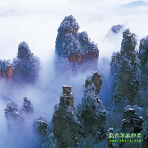 單獨(dú)成團(tuán)H線：張家界、天子山、寶峰湖、天門(mén)山、鳳凰古城純玩四晚五日游