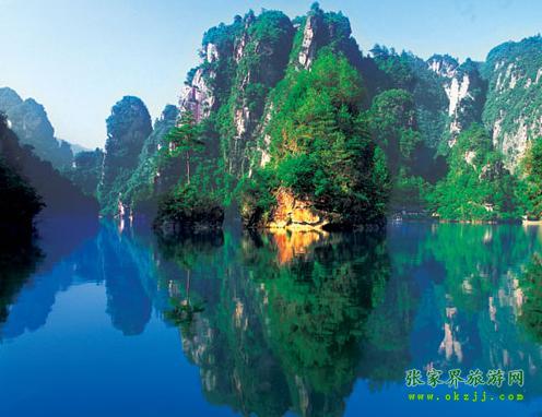 【長(zhǎng)沙往返線路4】張家界、天子山、黃龍洞、天門山、鳳凰古城五日游